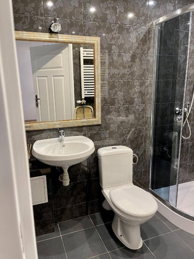 Apartamenty Cud Miod Krosno Exterior photo