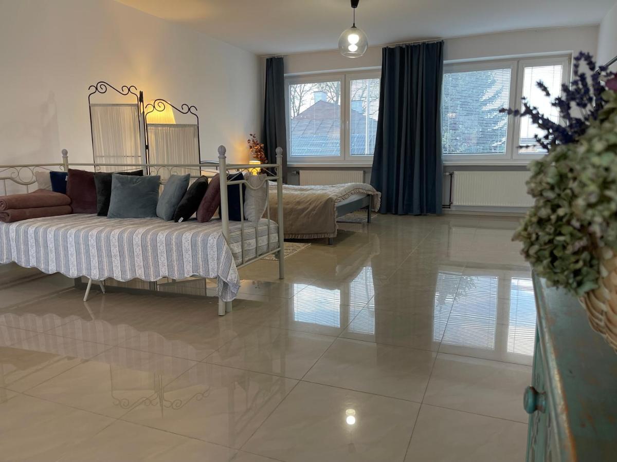 Apartamenty Cud Miod Krosno Exterior photo